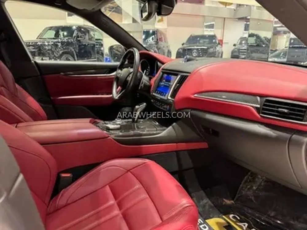 مازيراتي ليفانتي 2020 for Sale in الرياض Image-8