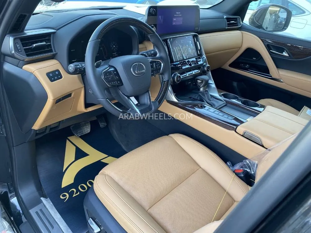 لكزس LX 2025 for Sale in الرياض Image-6