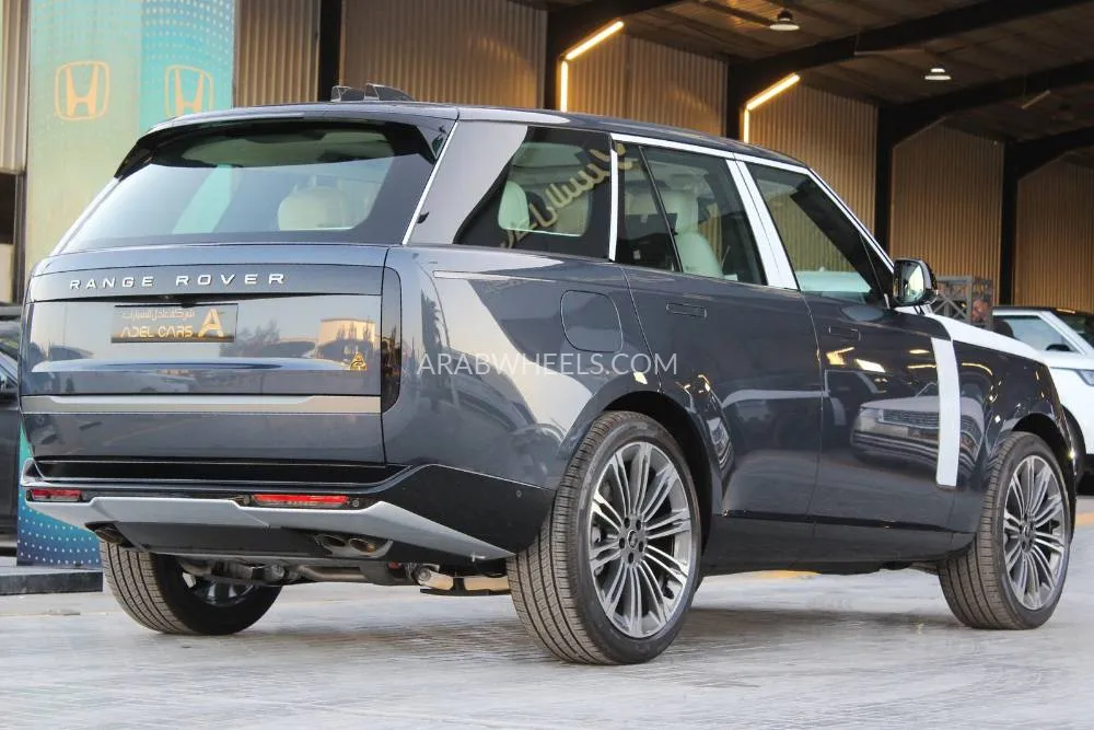لاند روفر رينج روفر 2025 for Sale in الرياض Image-4