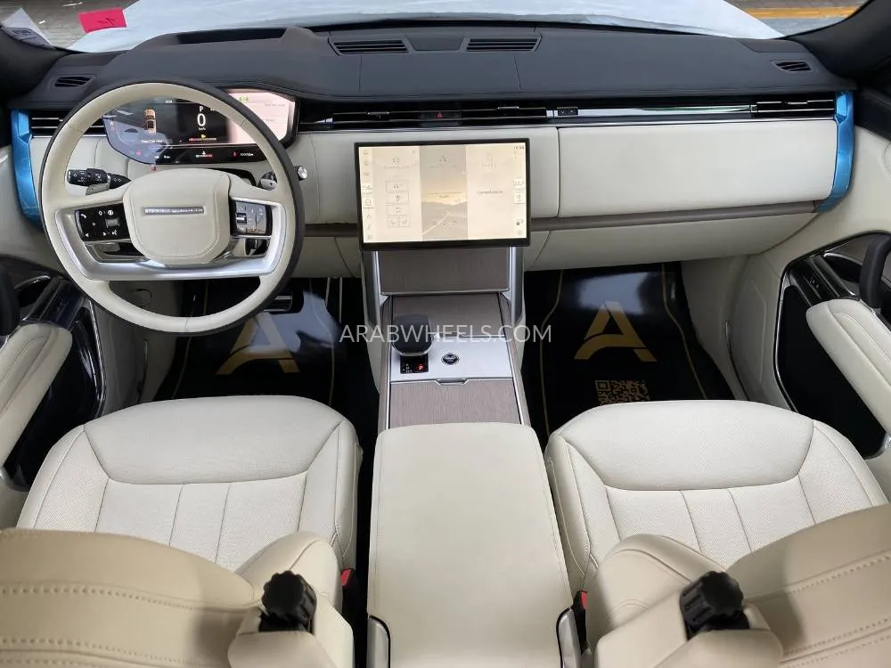 لاند روفر رينج روفر 2025 for Sale in الرياض Image-9