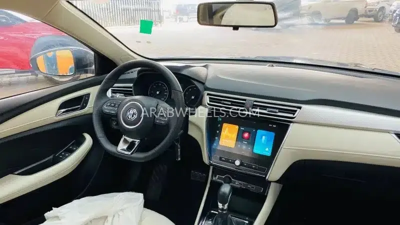 إم جي 5 2025 for Sale in الرياض Image-12