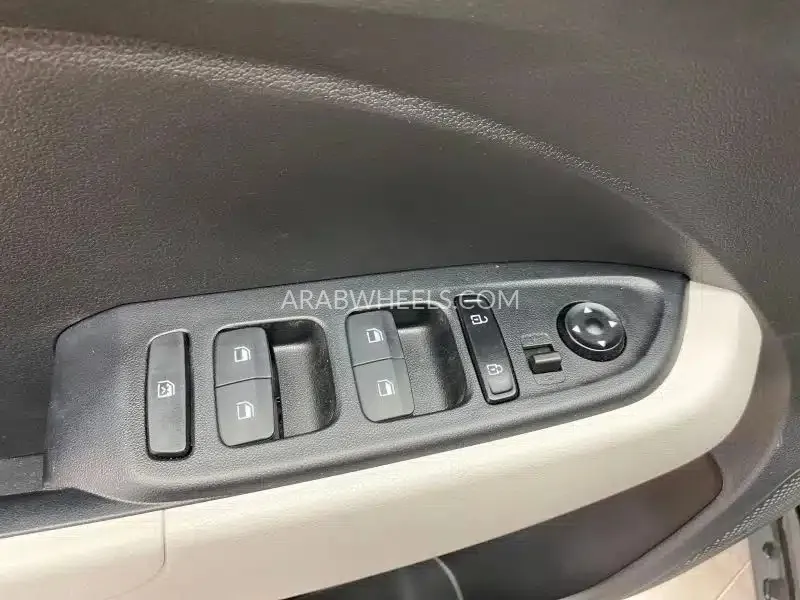 هيونداي فينيو 2025 for Sale in الرياض Image-11