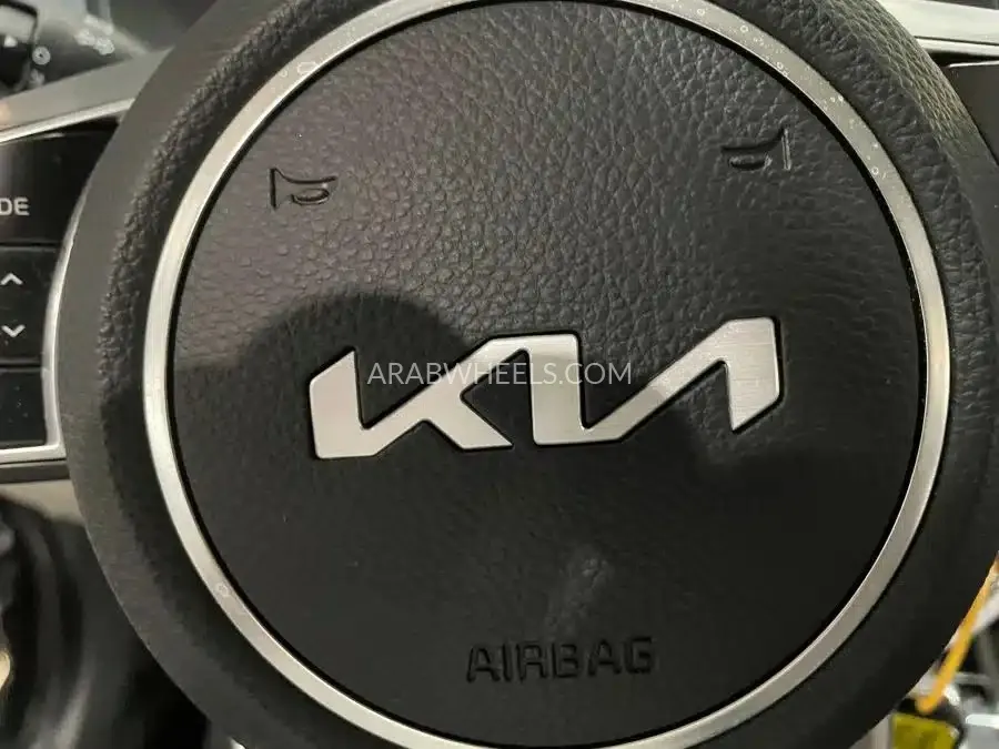 كيا كارينز 2025 for Sale in الرياض Image-9