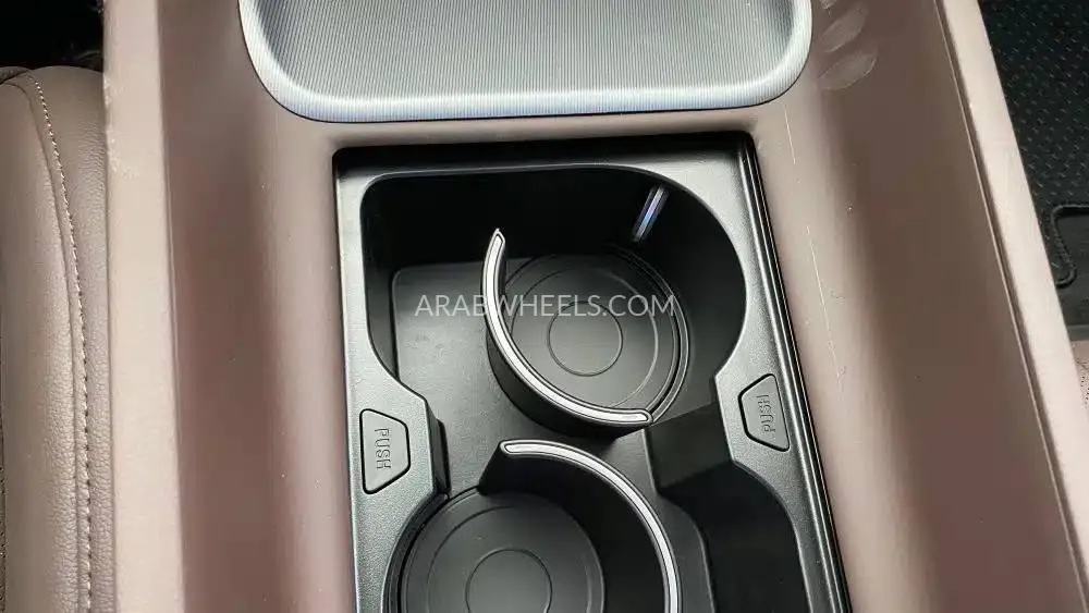 هيونداي أزيرا 2025 for Sale in الرياض Image-8