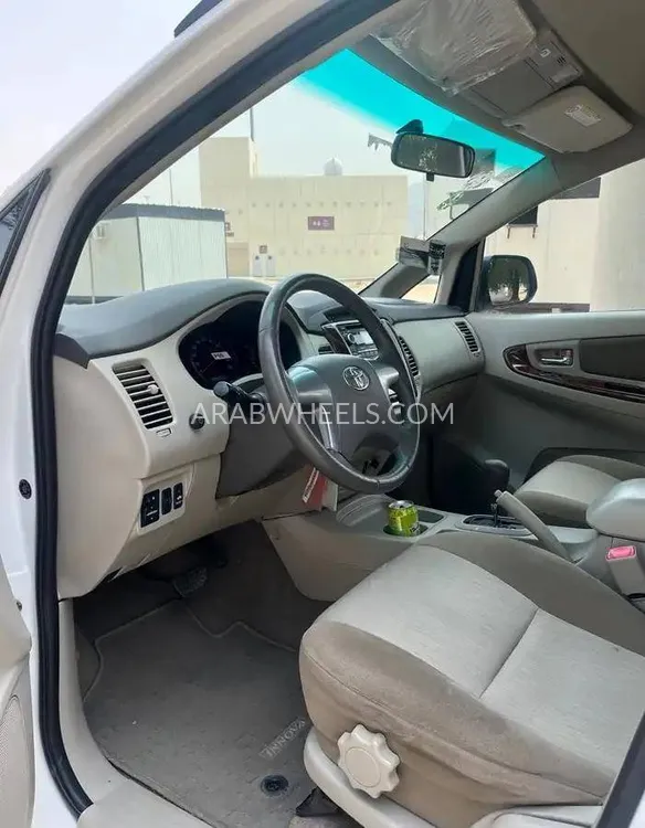 تويوتا انوفا 2015 for Sale in تبوك Image-7