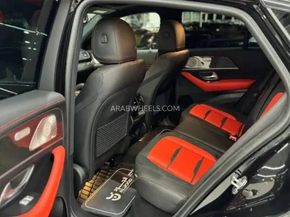 مرسيديس بنز GLE كلاس 2024 for Sale in الرياض Image-3