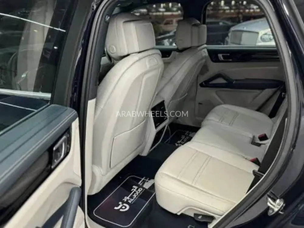 بورشه كايين 2023 for Sale in الرياض Image-7