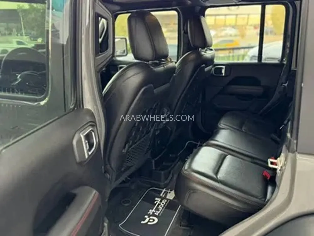 جيب رانجلر 2019 for Sale in الرياض Image-6