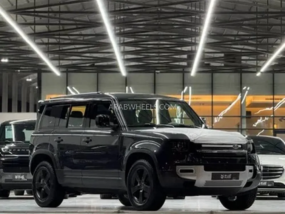 لاند روفر ديفندر 2024 for Sale in الرياض Image-1
