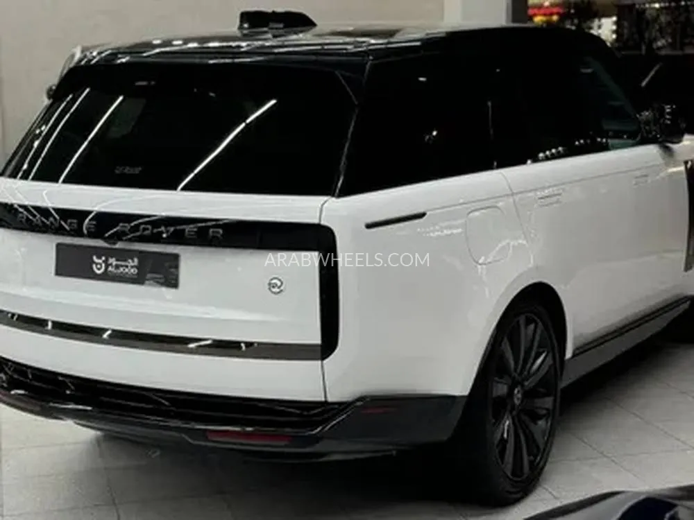 لاند روفر رينج روفر 2023 for Sale in الرياض Image-5