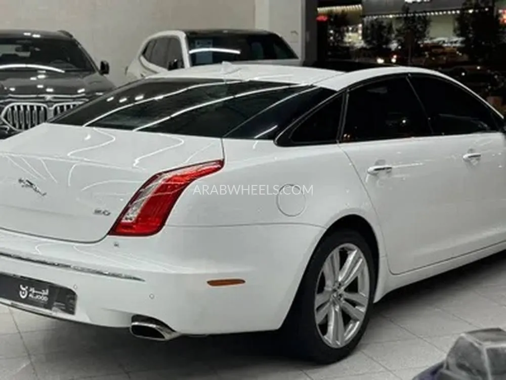  جاكوار XJ 2013 for Sale in الرياض Image-6