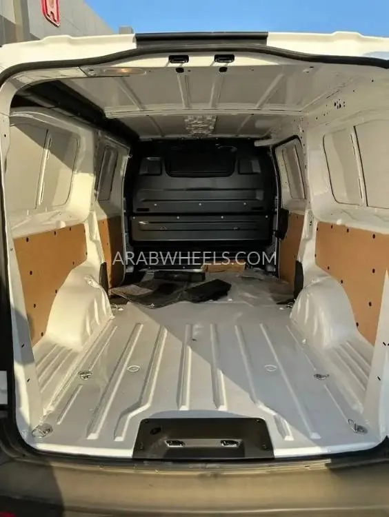 بيجو إكسبيرت 2025 for Sale in الدمام Image-5