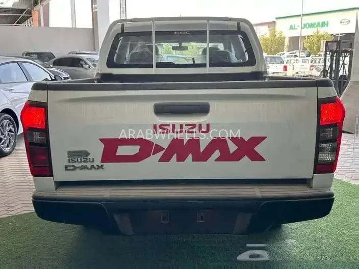 إيسوزو دي ماكس 2025 for Sale in الدمام Image-3