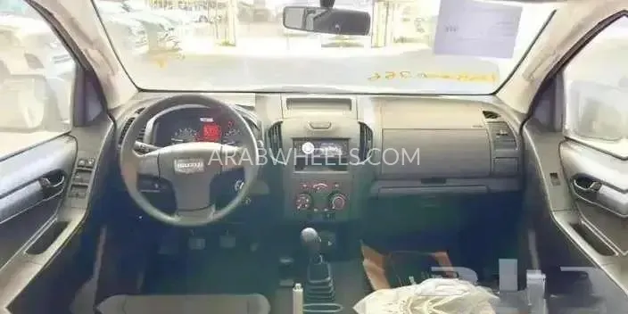 إيسوزو دي ماكس 2025 for Sale in الدمام Image-4