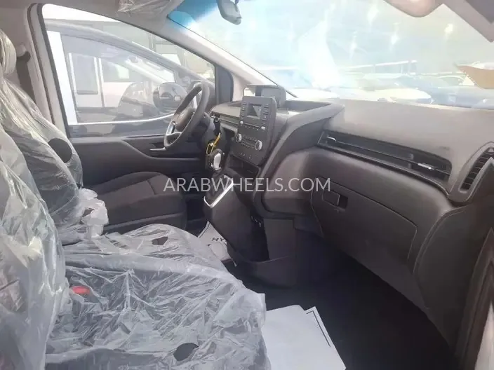 هيونداي ستاريا 2025 for Sale in الدمام Image-3