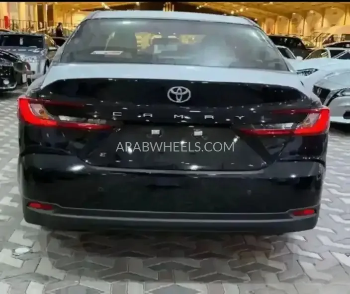 تويوتا كامري 2025 for Sale in الرياض Image-5