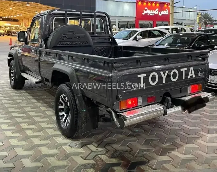 تويوتا لاند كروزر ٧٠ سيريز 2024 for Sale in الرياض Image-10
