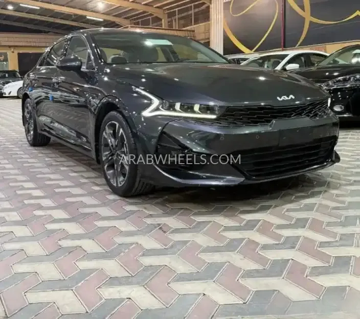 كيا K5 2023 for Sale in الرياض Image-11