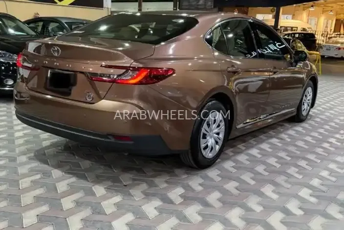 تويوتا كامري 2023 for Sale in الرياض Image-8