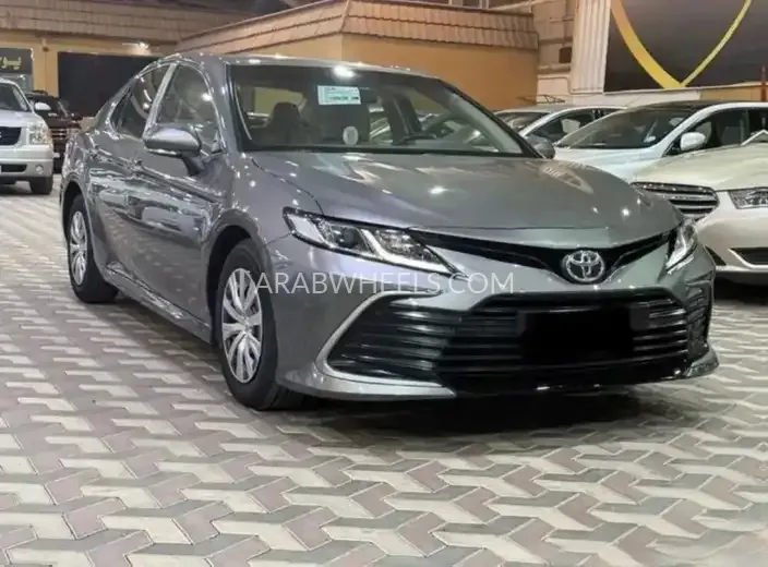 تويوتا كامري 2022 for Sale in الرياض Image-8