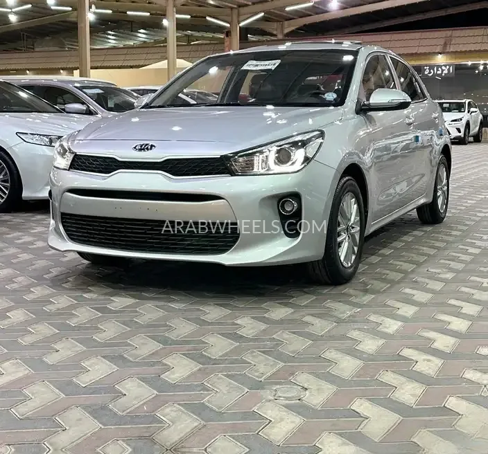 كيا ريو 2020 for Sale in الرياض Image-10