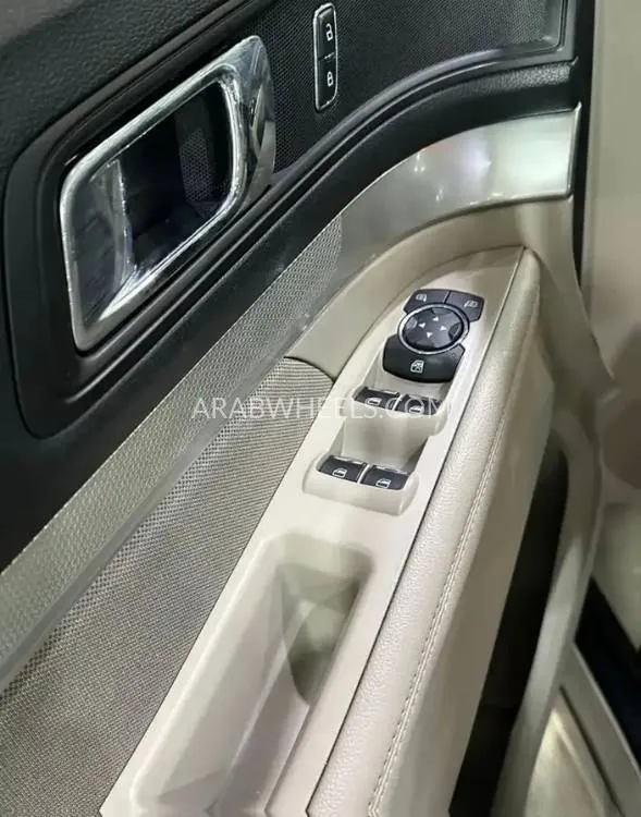 فورد إكسبلورر 2018 for Sale in الرياض Image-4