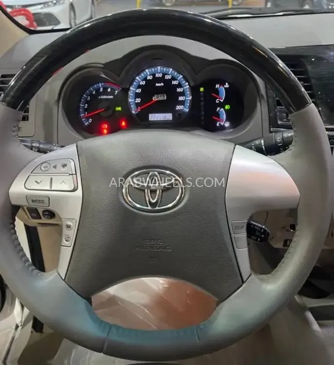 تويوتا فرونتلاندر 2013 for Sale in الرياض Image-3