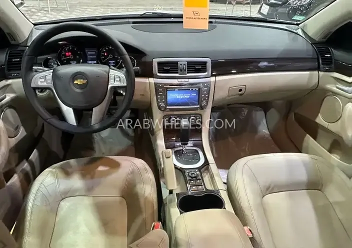 شفروليه  كابريس 2012 for Sale in الرياض Image-7