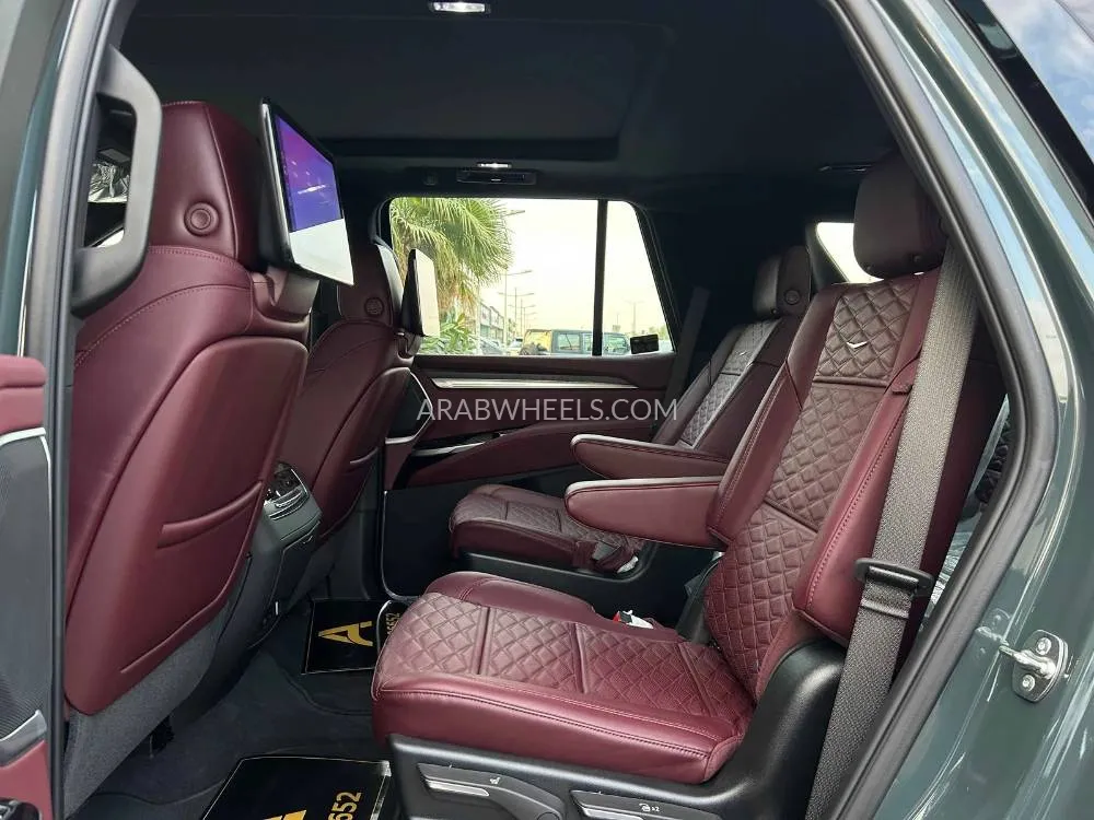 كاديلاك إسكاليد 2025 for Sale in الرياض Image-8