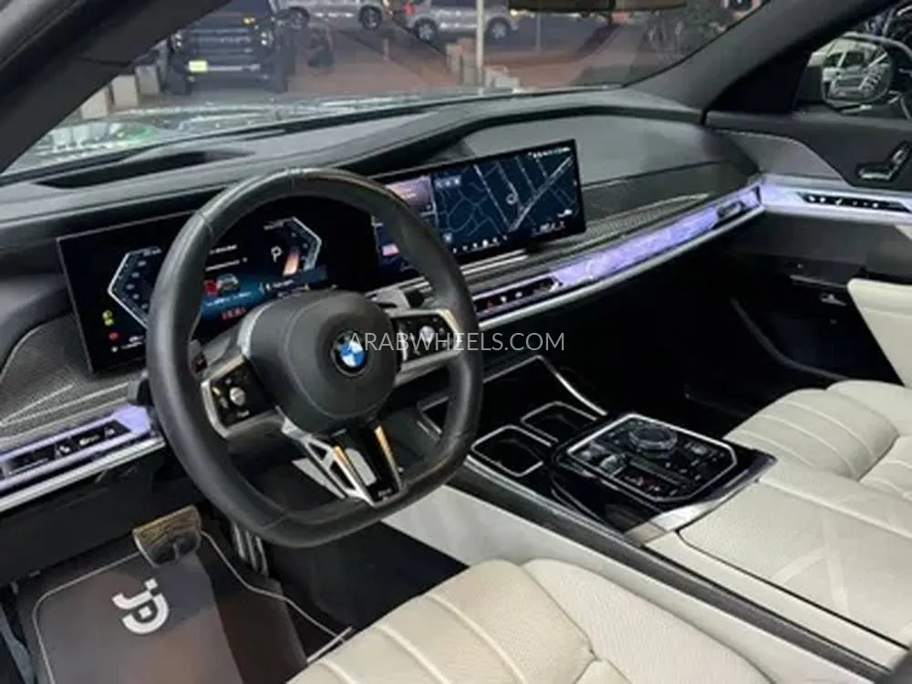 بي ام دبليو الفئة السابعة 2025 for Sale in الرياض Image-11