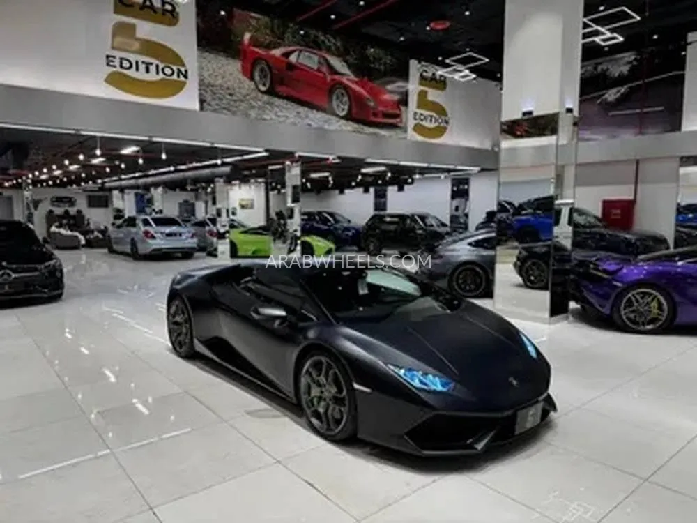 لامبورغيني هوراكان 2019 for Sale in الرياض Image-5