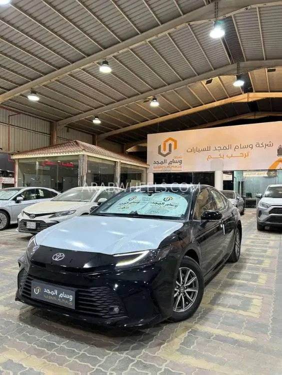 تويوتا كامري 2025 for Sale in الرياض Image-2