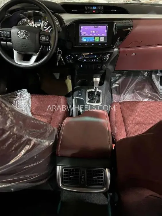 تويوتا هايلكس 2025 for Sale in الرياض Image-9