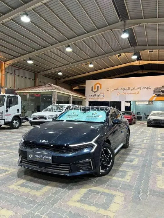 كيا K5 2025 for Sale in الرياض Image-2