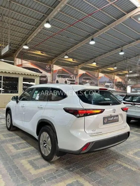 تويوتا جراند هايلاندر 2025 for Sale in الرياض Image-4