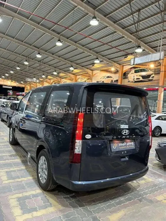 هيونداي ستاريا 2025 for Sale in الرياض Image-5