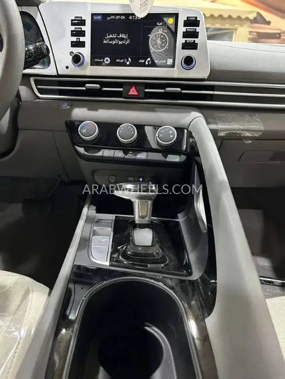 هيونداي إلنترا 2025 for Sale in الرياض Image-10