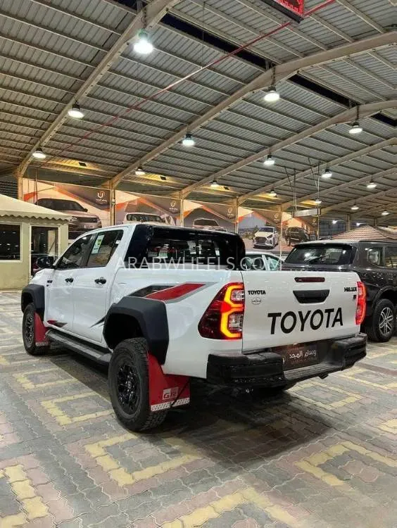 تويوتا هايلكس 2025 for Sale in الرياض Image-4