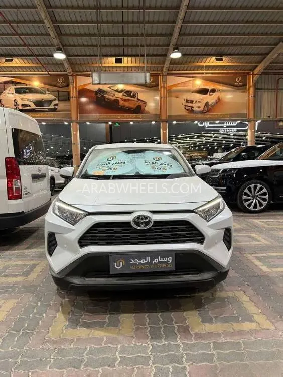 تويوتا راف 4 2025 for Sale in الرياض Image-3