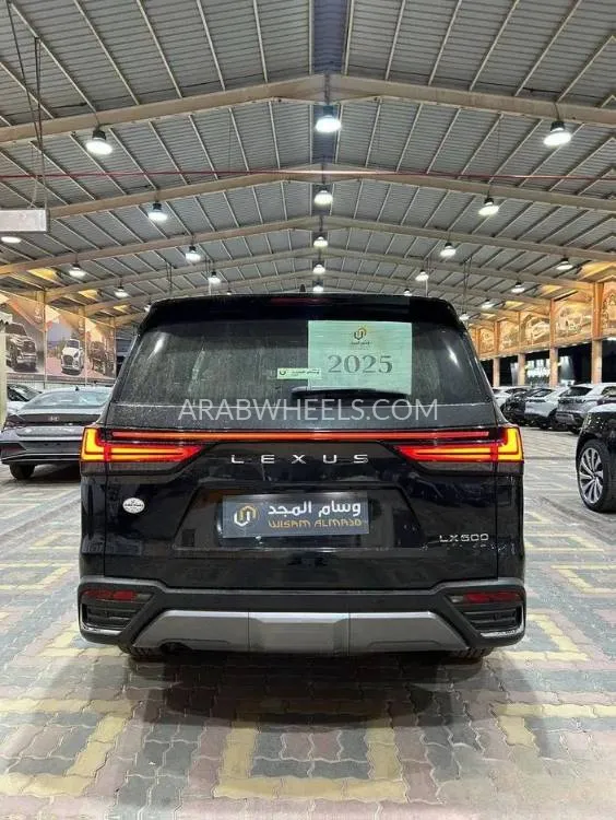 لكزس LX 2025 for Sale in الرياض Image-6