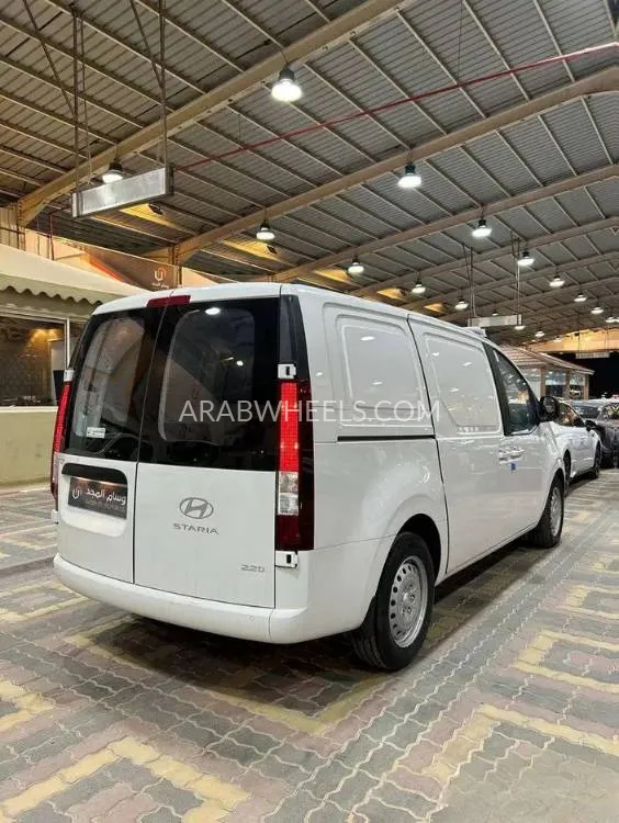هيونداي ستاريا 2025 for Sale in الرياض Image-4