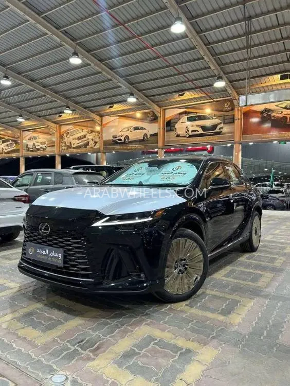 لكزس RX 2025 for Sale in الرياض Image-2