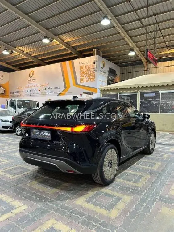 لكزس RX 2025 for Sale in الرياض Image-4