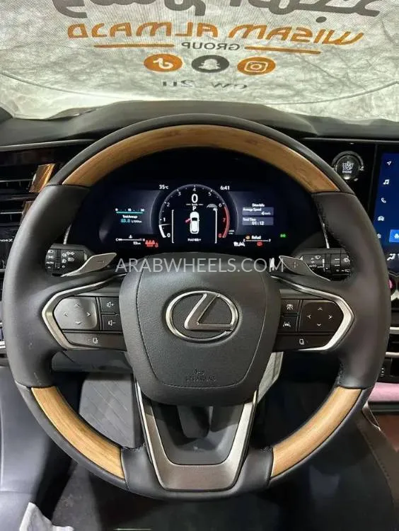 لكزس RX 2025 for Sale in الرياض Image-13