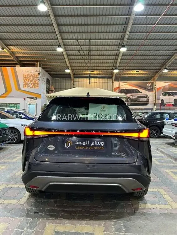 لكزس RX 2025 for Sale in الرياض Image-6