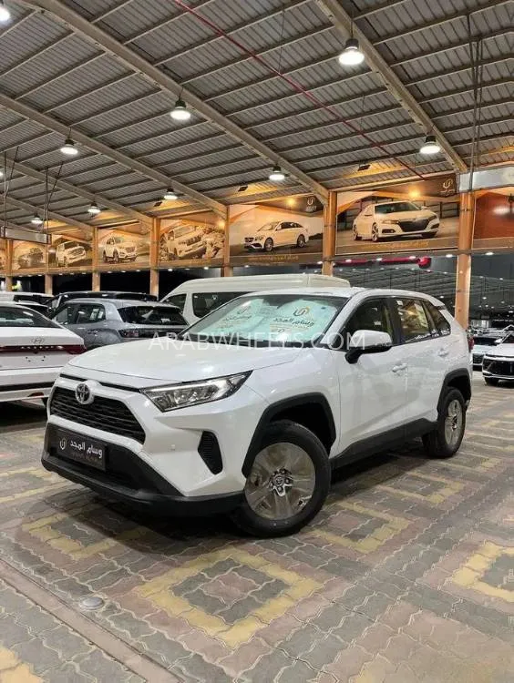 تويوتا راف 4 2025 for Sale in الرياض Image-2
