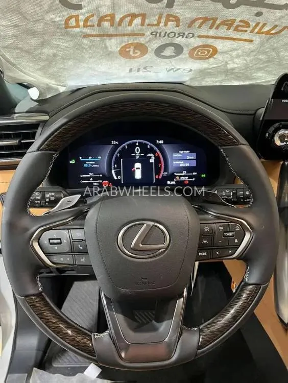 لكزس LX 2025 for Sale in الرياض Image-14