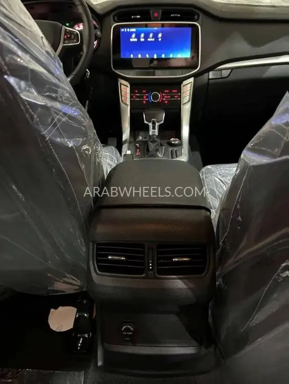 إم جي T60 2024 for Sale in الرياض Image-9