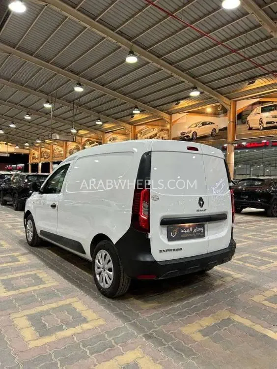 رينو إكسبريس فان 2023 for Sale in الرياض Image-4