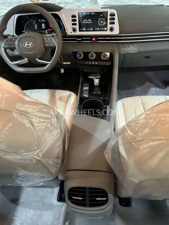 هيونداي إلنترا 2025 for Sale in الرياض Image-11